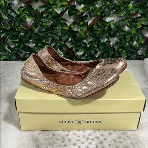 Lucky Brand Rose Gold Snake-Embossed Ballet Flats